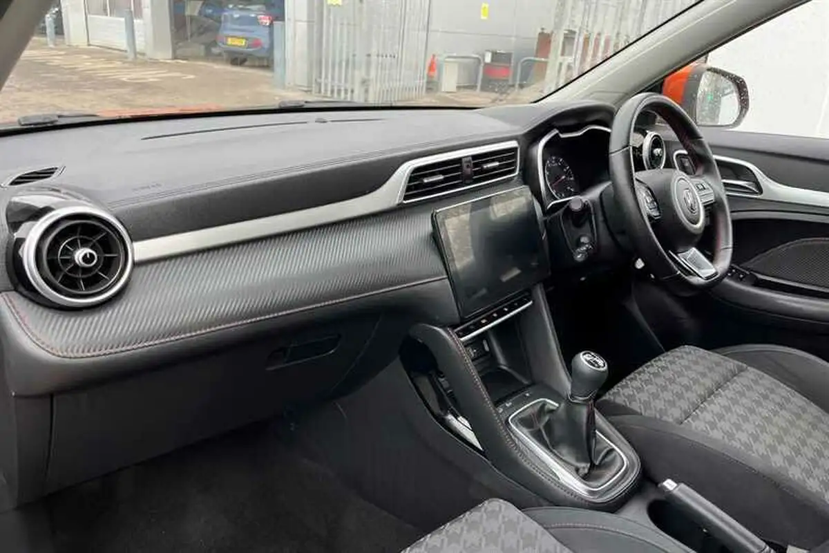 2021-mg-zs-suv-15-vti-tech-excite-big-12