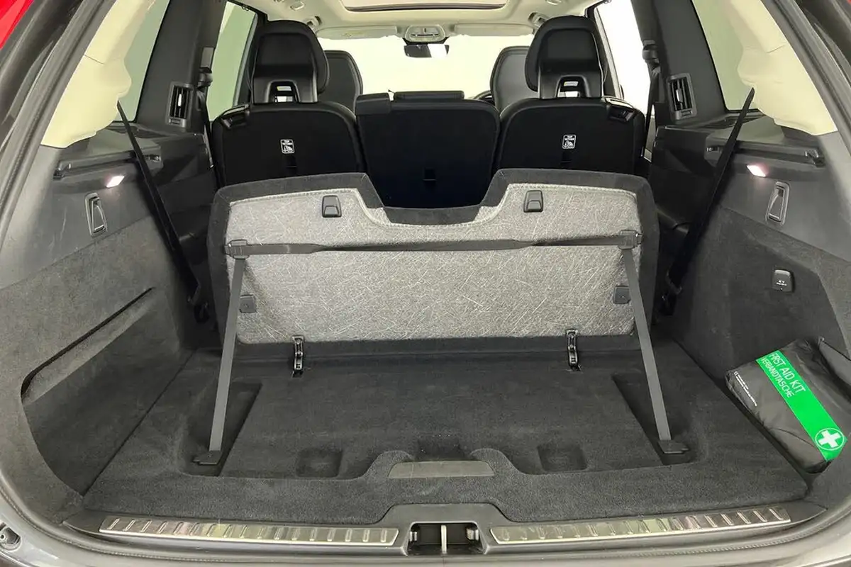 2024-volvo-xc90-20-t8-plus-big-37