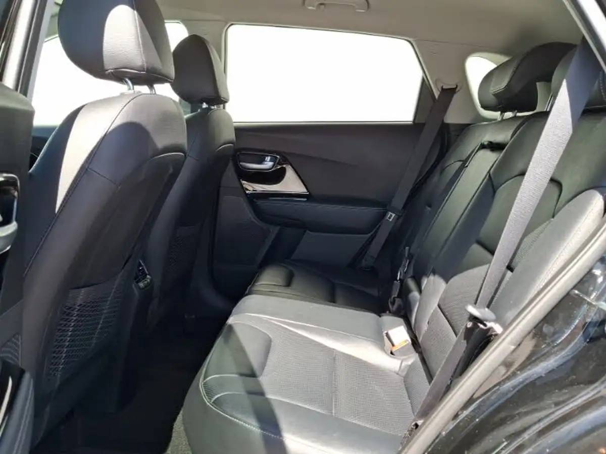 2022-kia-niro-16-gdi-3-156kwh-big-5