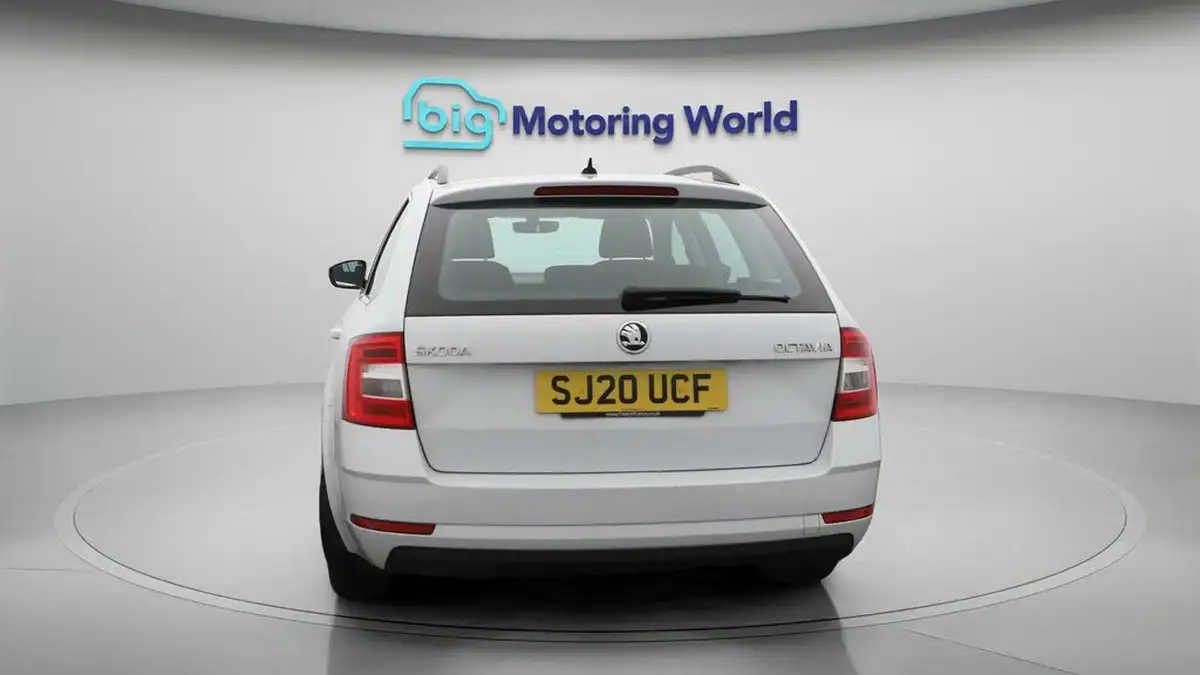 2020-skoda-octavia-16tdi-se-technology-estate-big-6