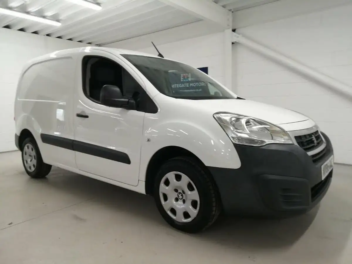 2016-peugeot-partner-16bluehdi-professional-l1-100eu6-854-big-18