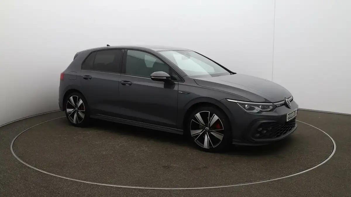 2022-volkswagen-golf-20tdi-gtd-big-46