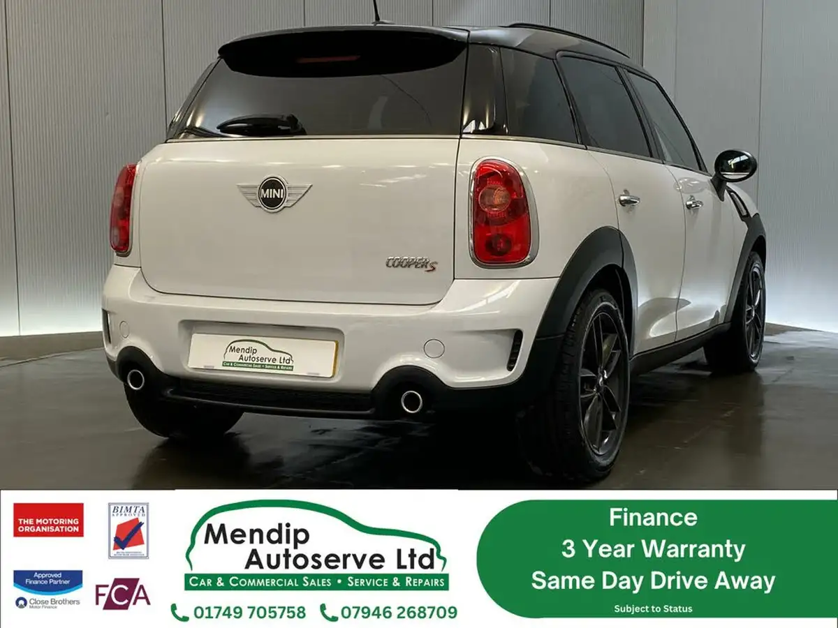 2012-mini-countryman-16-cooper-s-auto-big-18