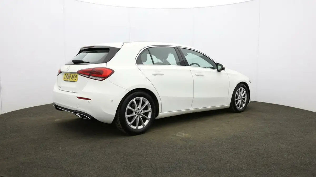 2018-mercedes-benz-a-class-15d-a180d-sport-116ps-executivess-hatchback-5d-7g-dct-big-49