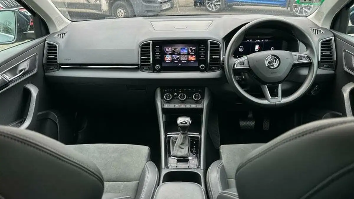 2019-skoda-karoq-15-tsi-se-l-dsg-big-7