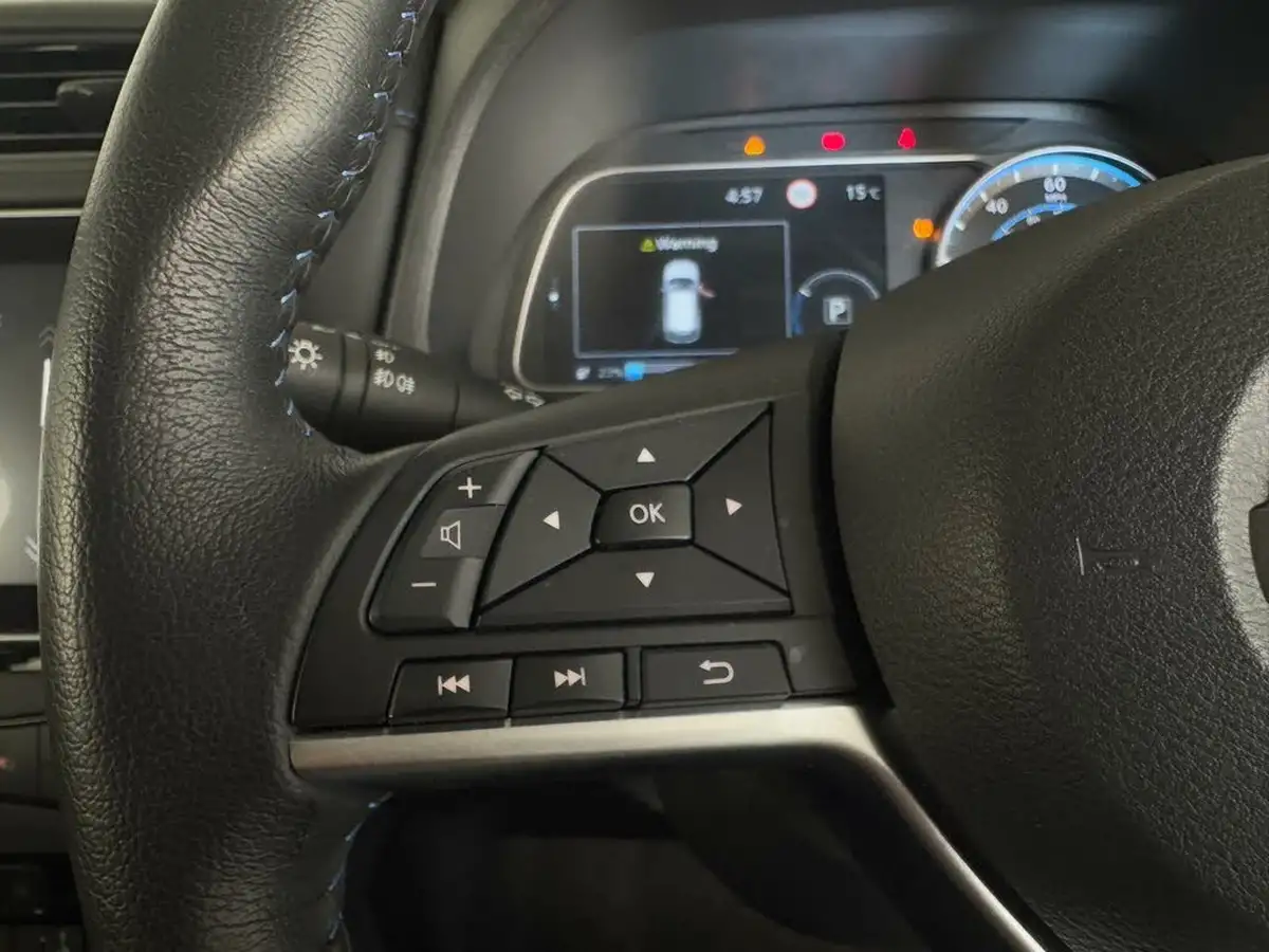 2023-nissan-leaf-e-n-connecta-39kwh-big-16