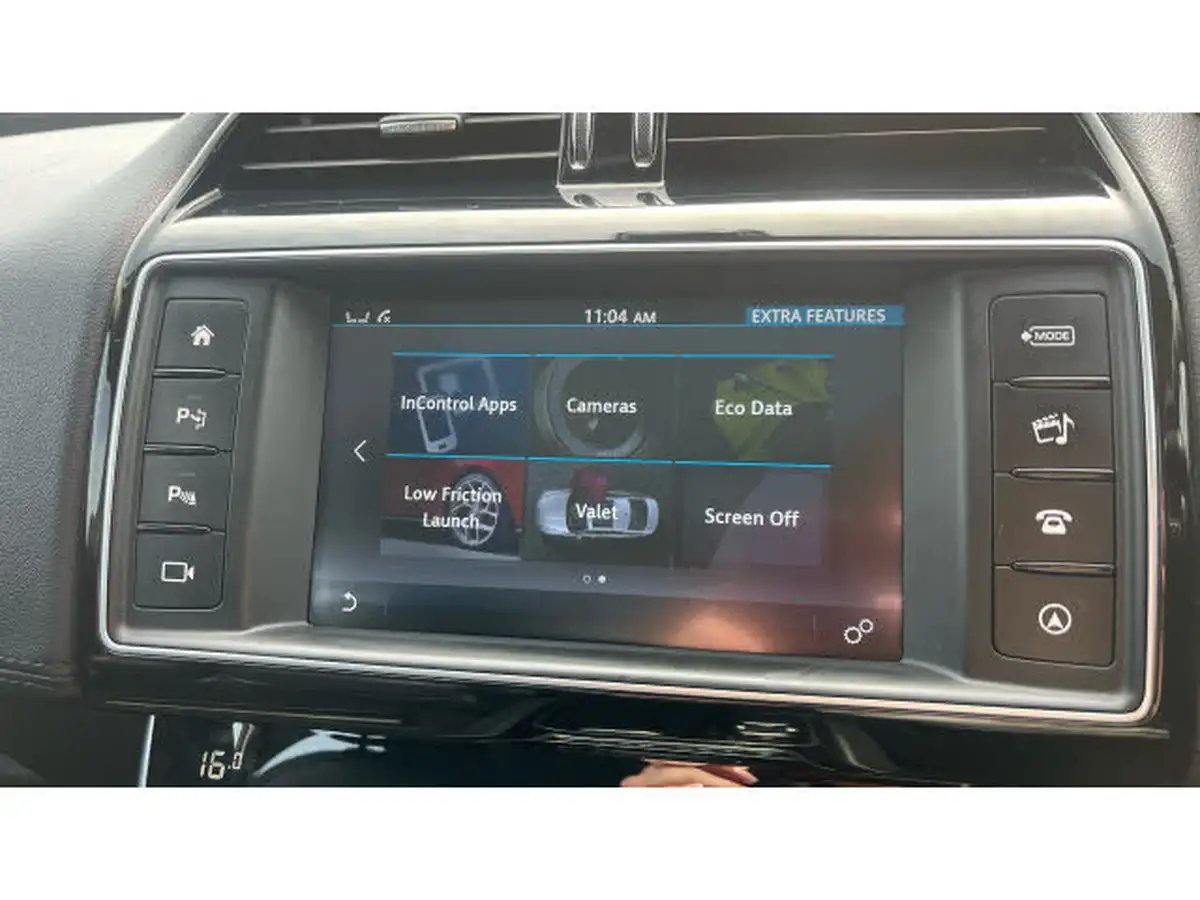 2017-jaguar-xe-20d-portfolio-180ps-ss-1999cc-auto-big-25