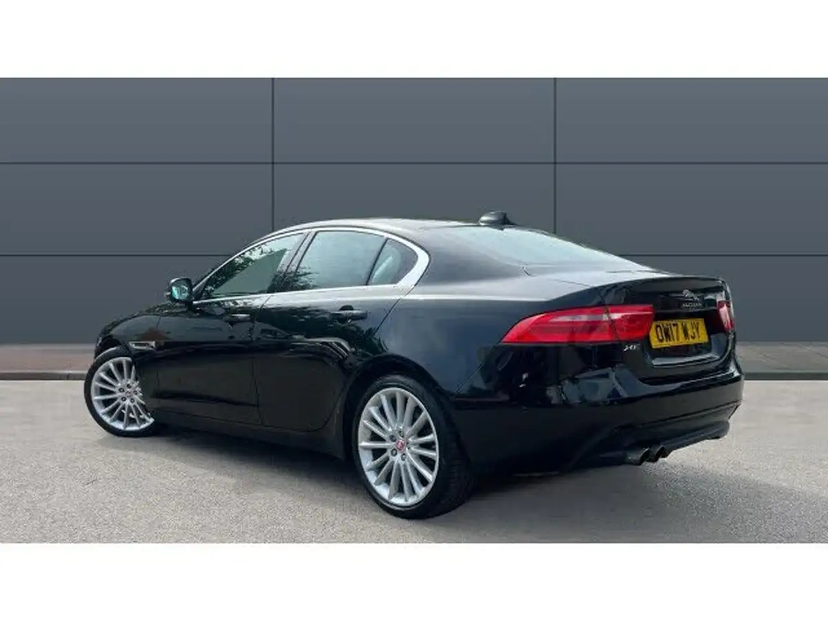 2017-jaguar-xe-20d-portfolio-180ps-ss-1999cc-auto-big-1