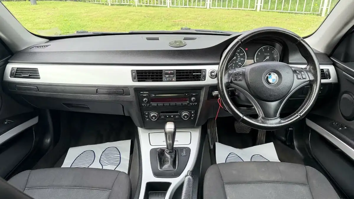 2007-bmw-3-series-20-320i-se-coupe-2d-auto-big-42