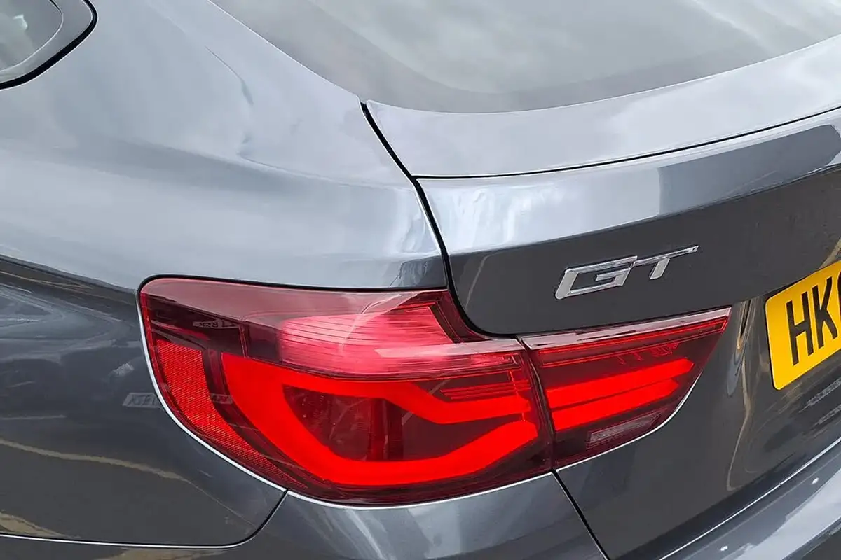 2018-bmw-3-series-20td-320d-m-sport-gt-auto-big-13