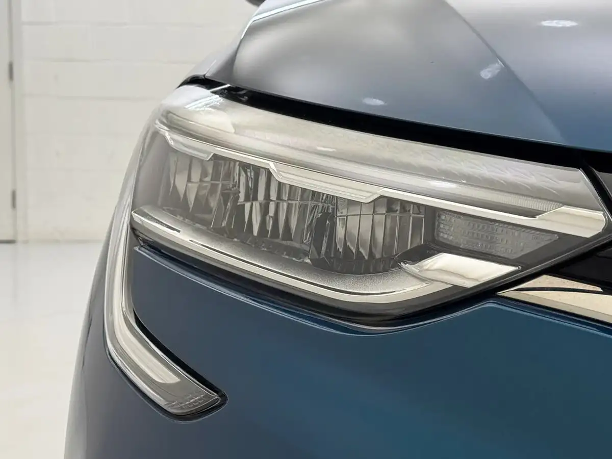 2022-renault-arkana-16-iconic-big-27