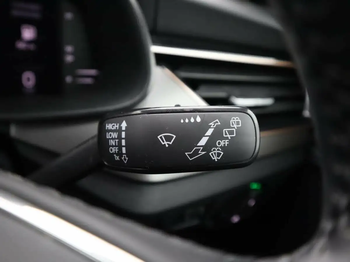 2022-skoda-kamiq-10-tsi-se-l-big-32