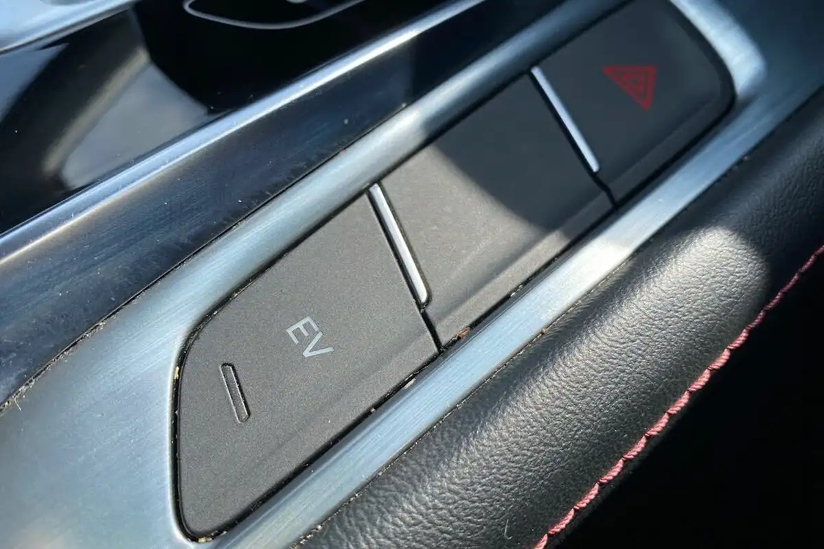 2023-mg-hs-15t-gdi-trophy-258ps-plug-in-hybrid-auto-big-34