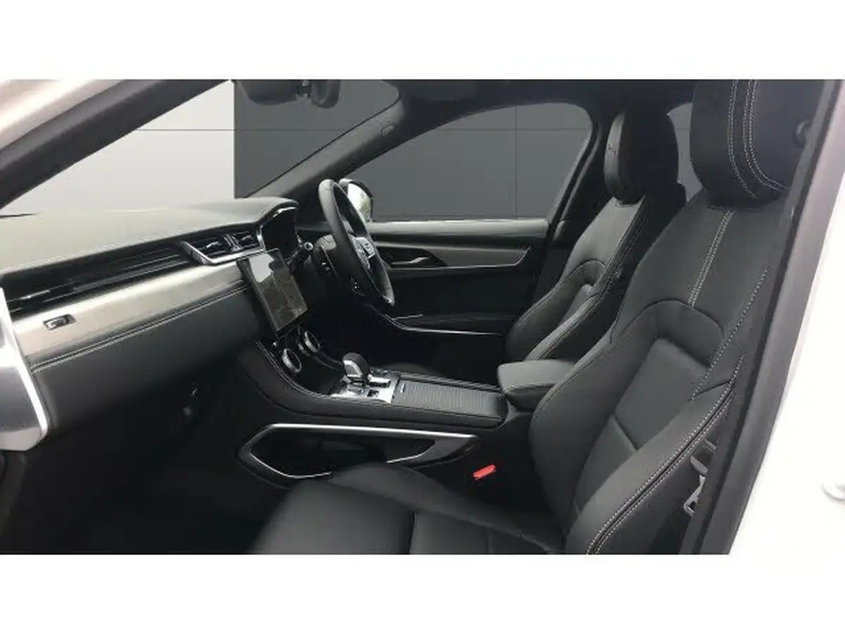 2024-jaguar-f-pace-20-d200-r-dynamic-s-big-2