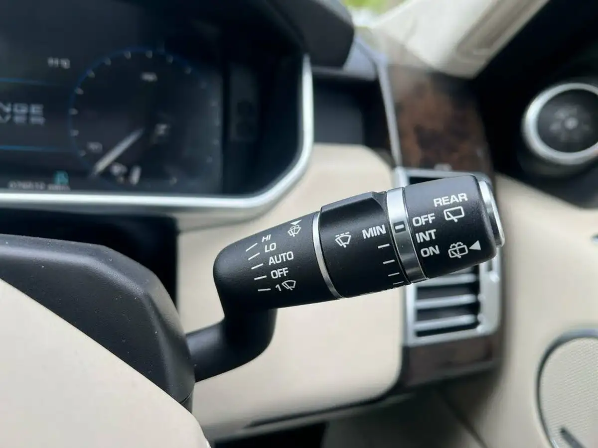 2013-land-rover-range-rover-44-sdv8-autobiography-big-49