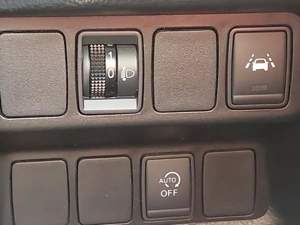 2019-nissan-qashqai-15dci-acenta-premium-heat-pack-big-17