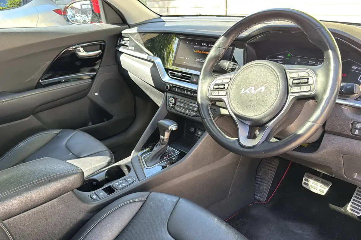 2022-kia-niro-16-gdi-4-139bhp-132kwh-big-9