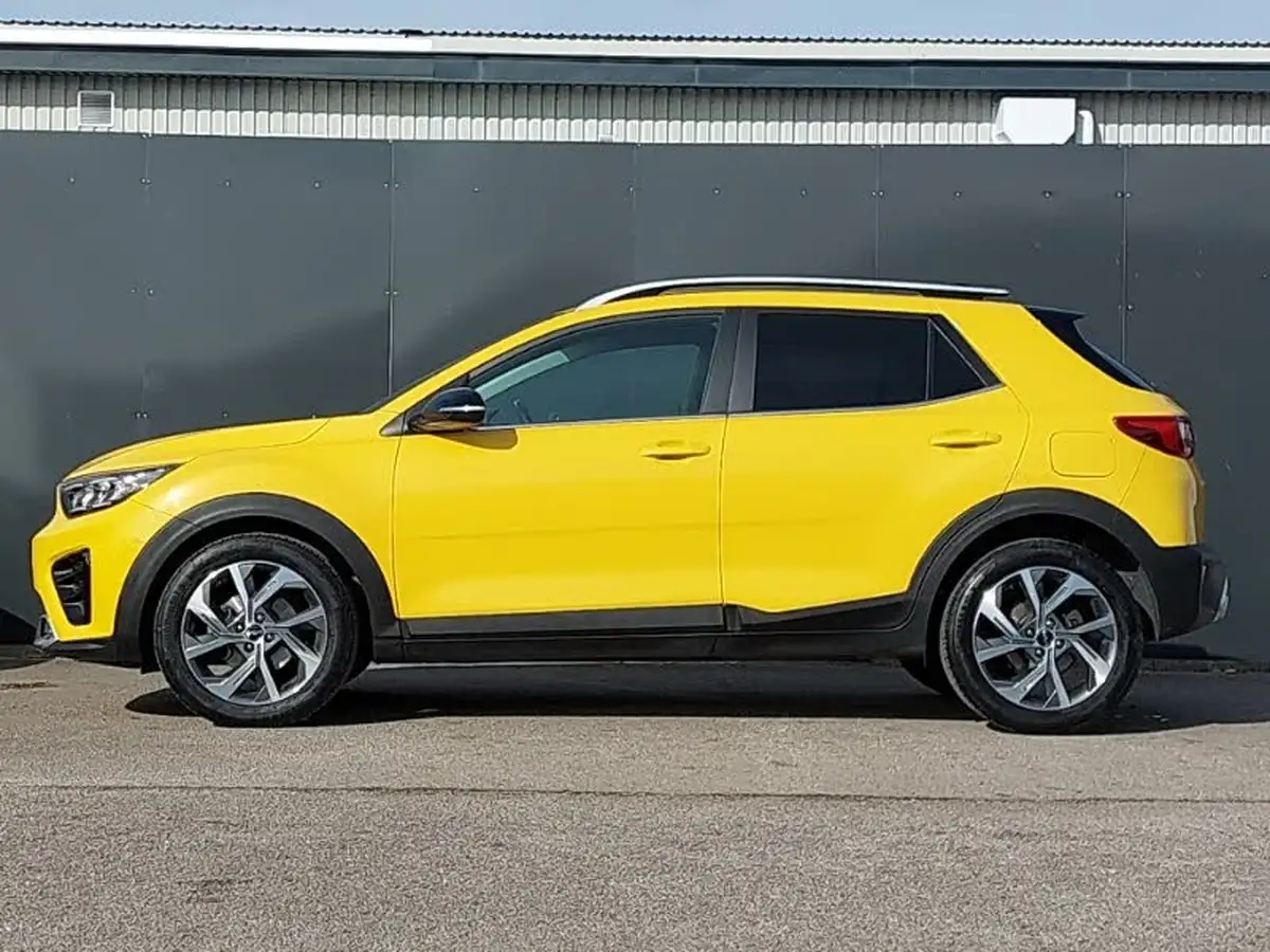 2021-kia-stonic-10-t-gdi-connect-dct-big-3