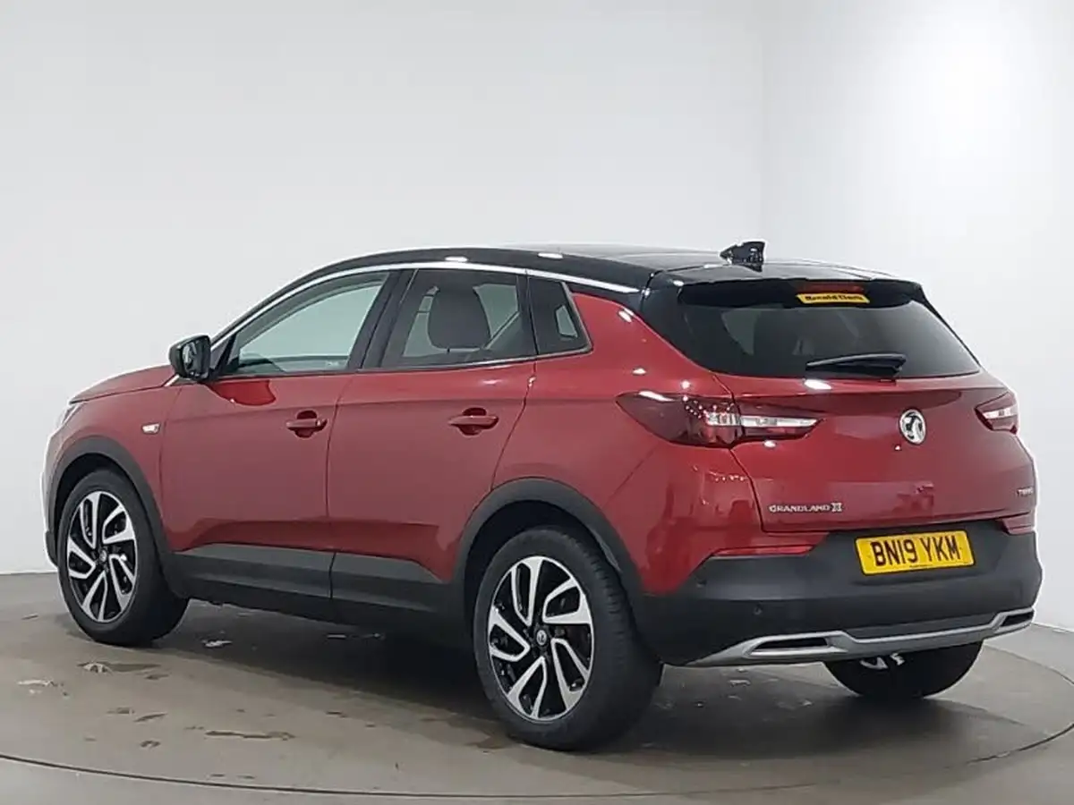 2019-vauxhall-grandland-x-12-elite-nav-ss-big-1