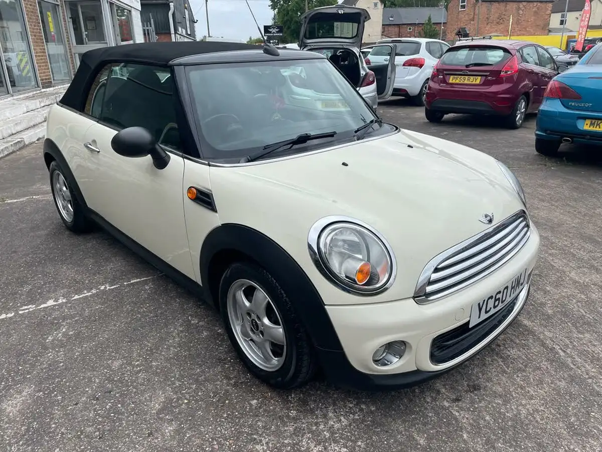 2010-mini-cooper-16-one-98bhp-convertible-2d-big-2