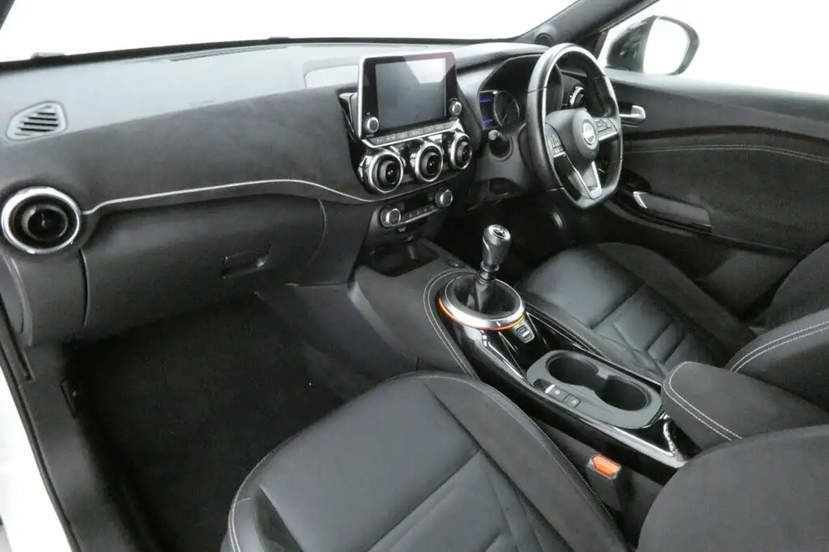 2020-nissan-juke-10-dig-t-tekna-117ps-big-20