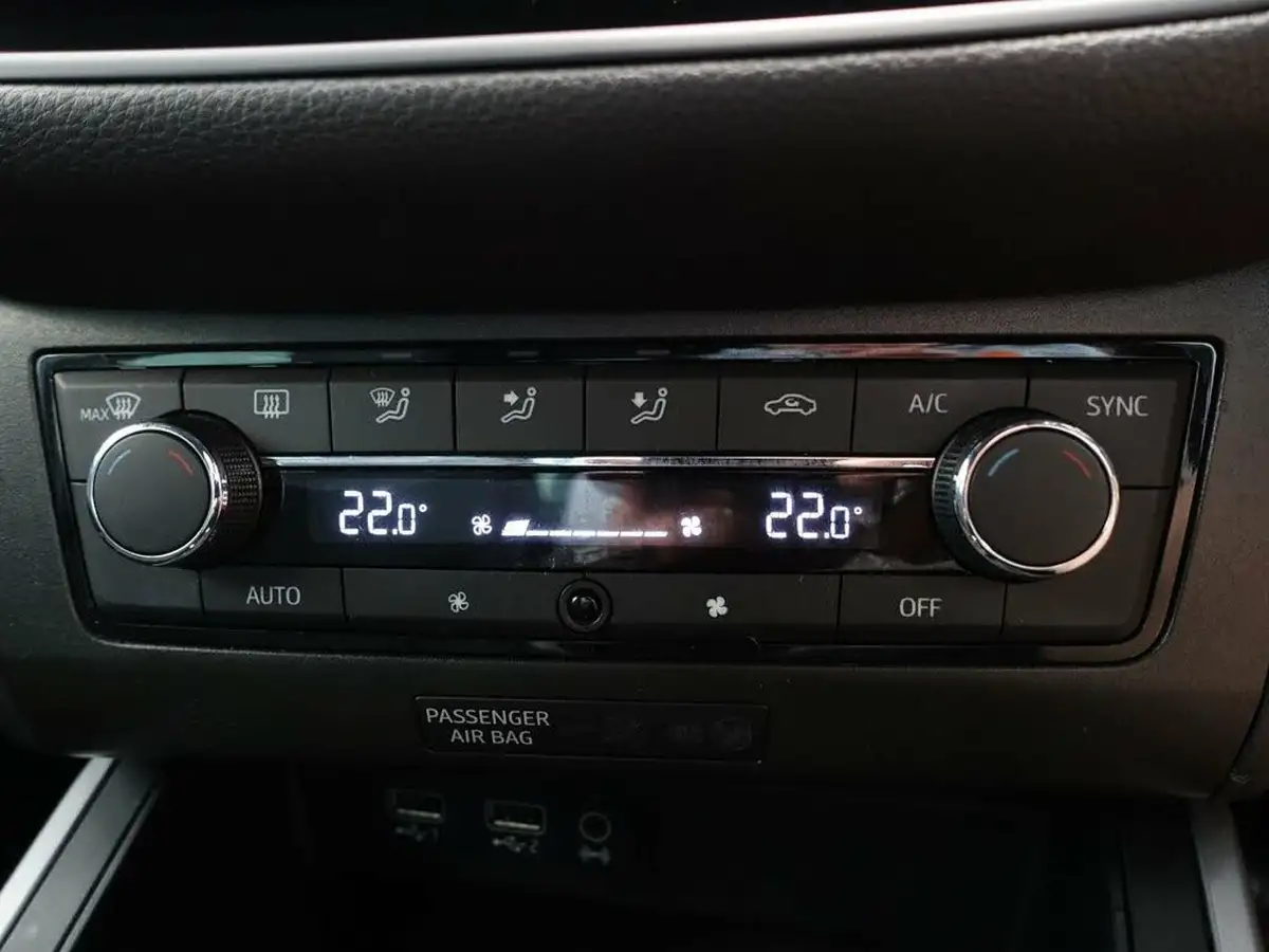 2019-seat-arona-10-tsi-fr-sport-ss-big-22