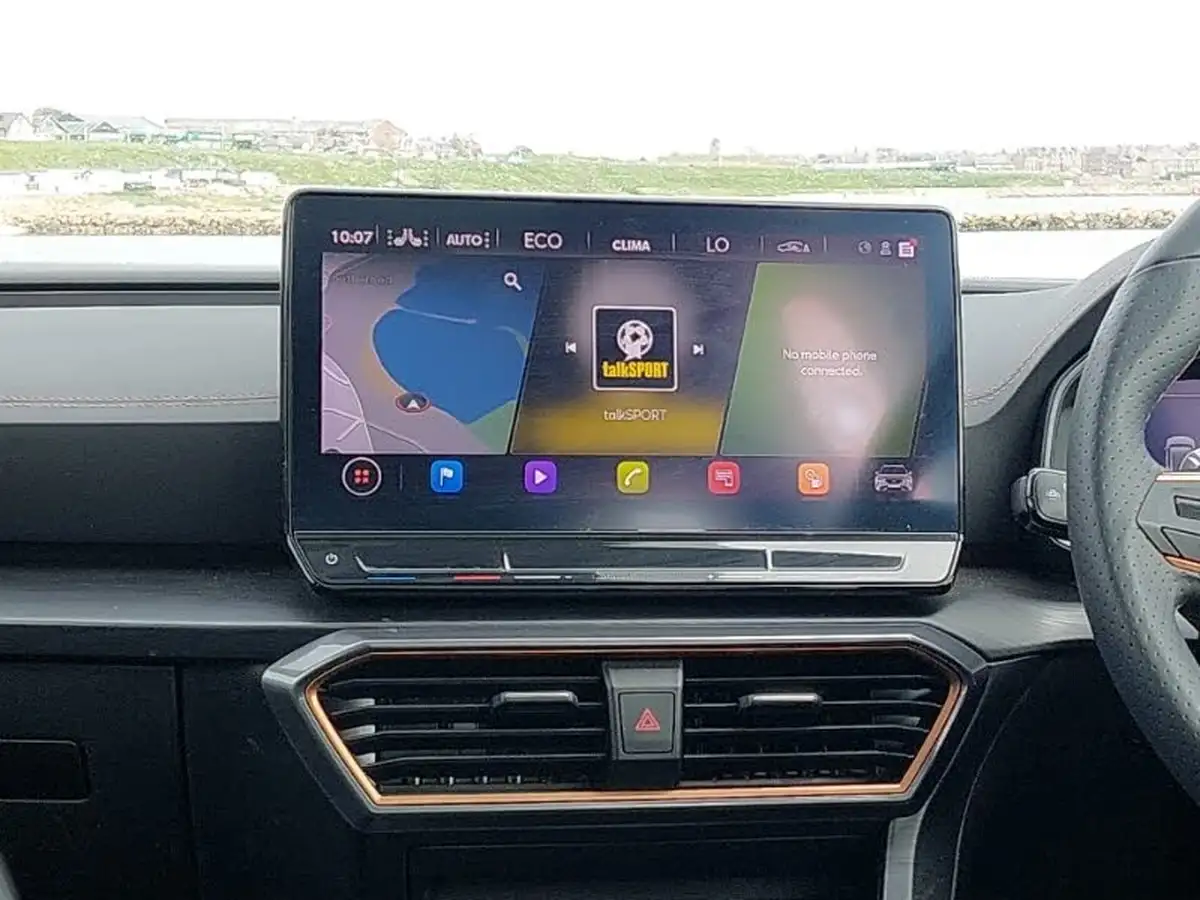 2021-cupra-formentor-14-e-hybrid-vz2-big-9
