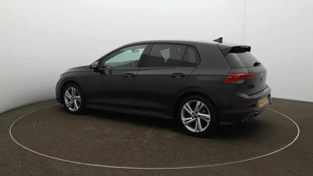 2022-volkswagen-golf-15-etsi-r-line-150ps-hatchback-big-29