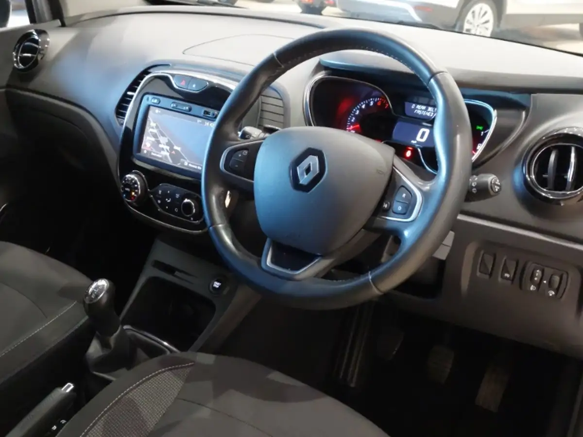 2021-cupra-formentor-14-e-hybrid-v1-big-11