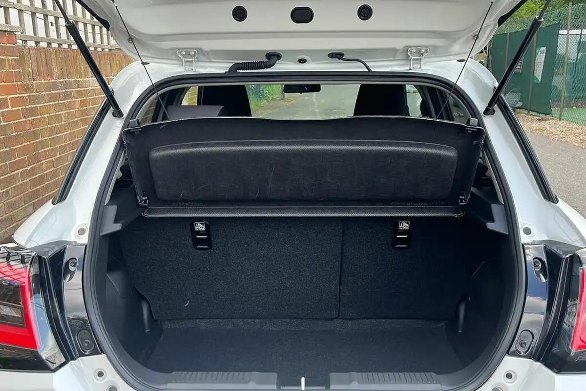 2024-suzuki-swift-12-ultra-big-26
