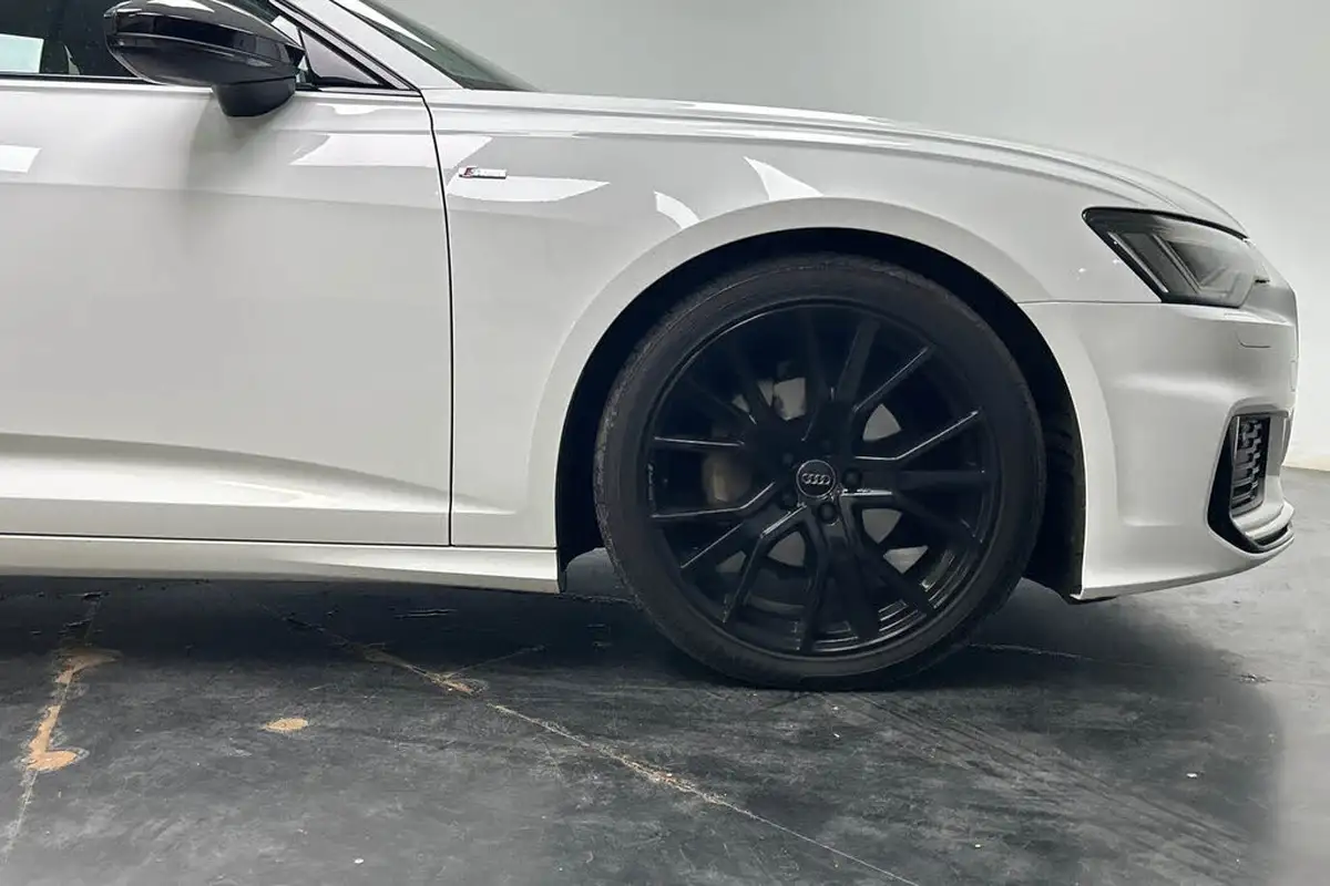 2020-audi-a6-saloon-20-40-tdi-black-edition-big-14