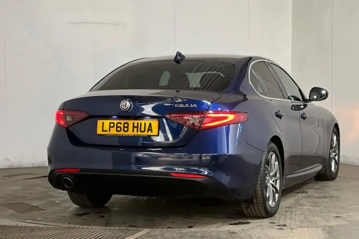 2018-alfa-romeo-giulia-22td-tecnica-147bhp-big-22