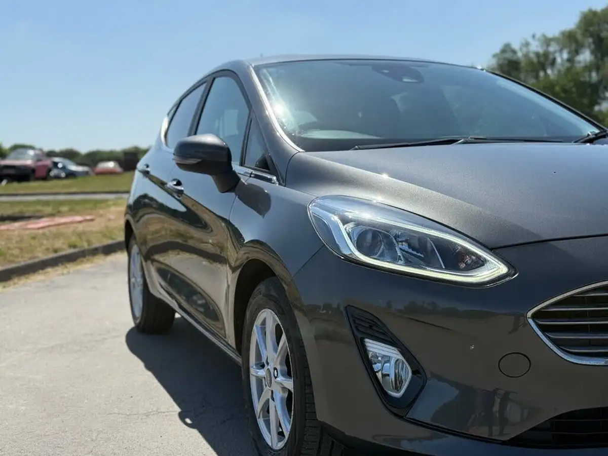 2017-ford-fiesta-10t-zetec-100ps-ecoboost-ss-5d-big-30
