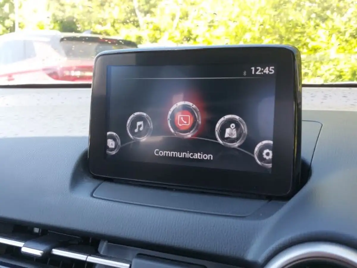 2020-mazda-mazda2-15-skyactiv-g-se-l-nav-big-6