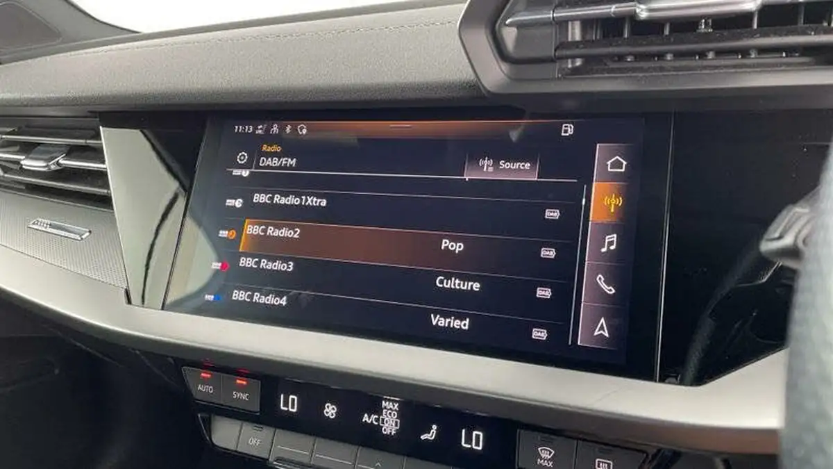 2021-audi-a3-14-40-tfsi-e-s-line-big-16