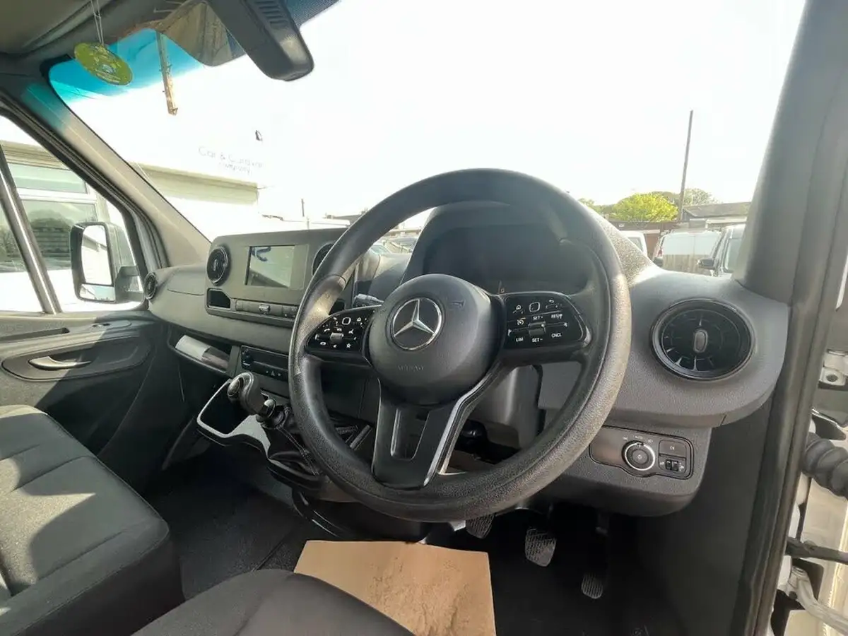 2021-mercedes-benz-sprinter-21cdi-314-l3h1-3-way-tipper-eco-gear-360-big-10