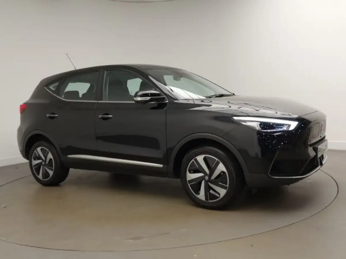 2023-mg-zs-suv-e-se-ev-176ps-big-12