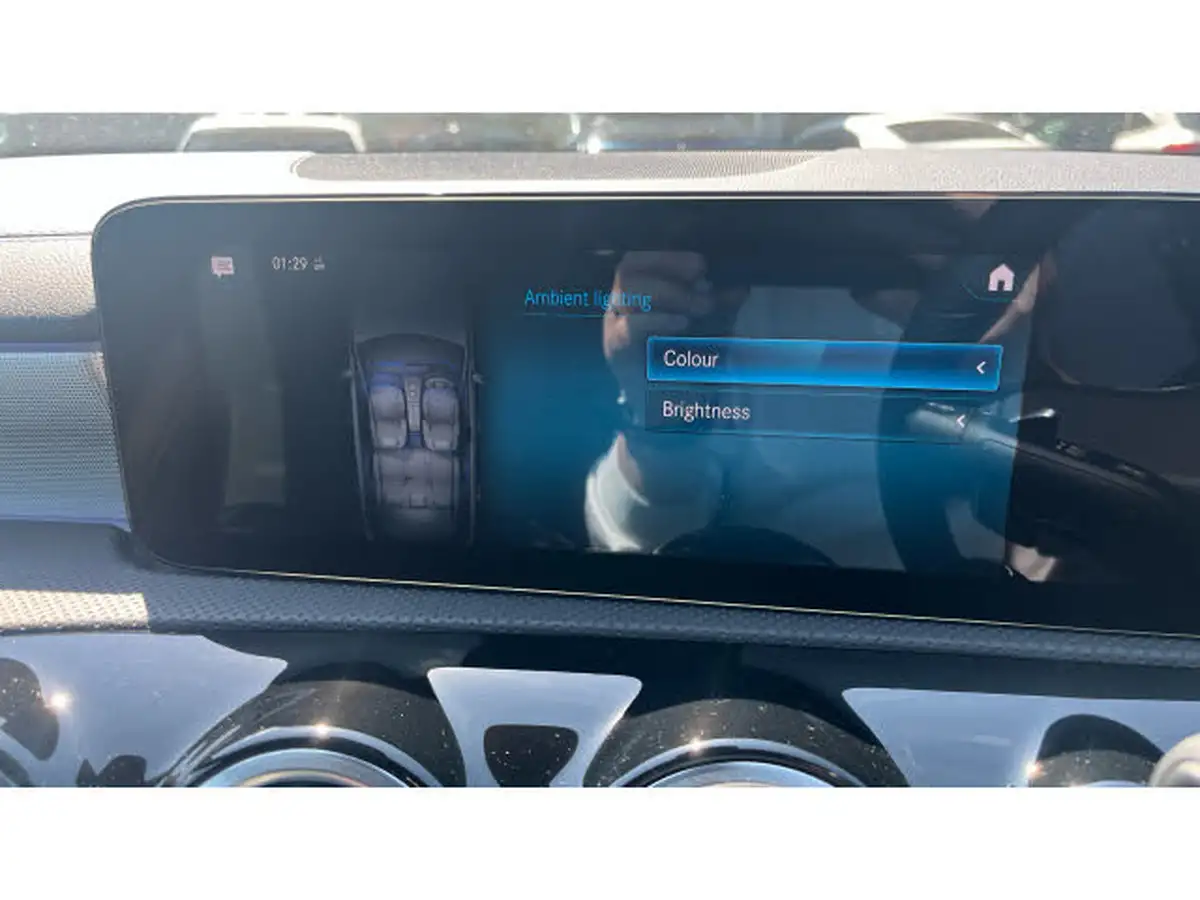 2022-mercedes-benz-a-class-13-a200-amg-line-premium-plus-edition-hatchback-5d-7g-dct-big-32