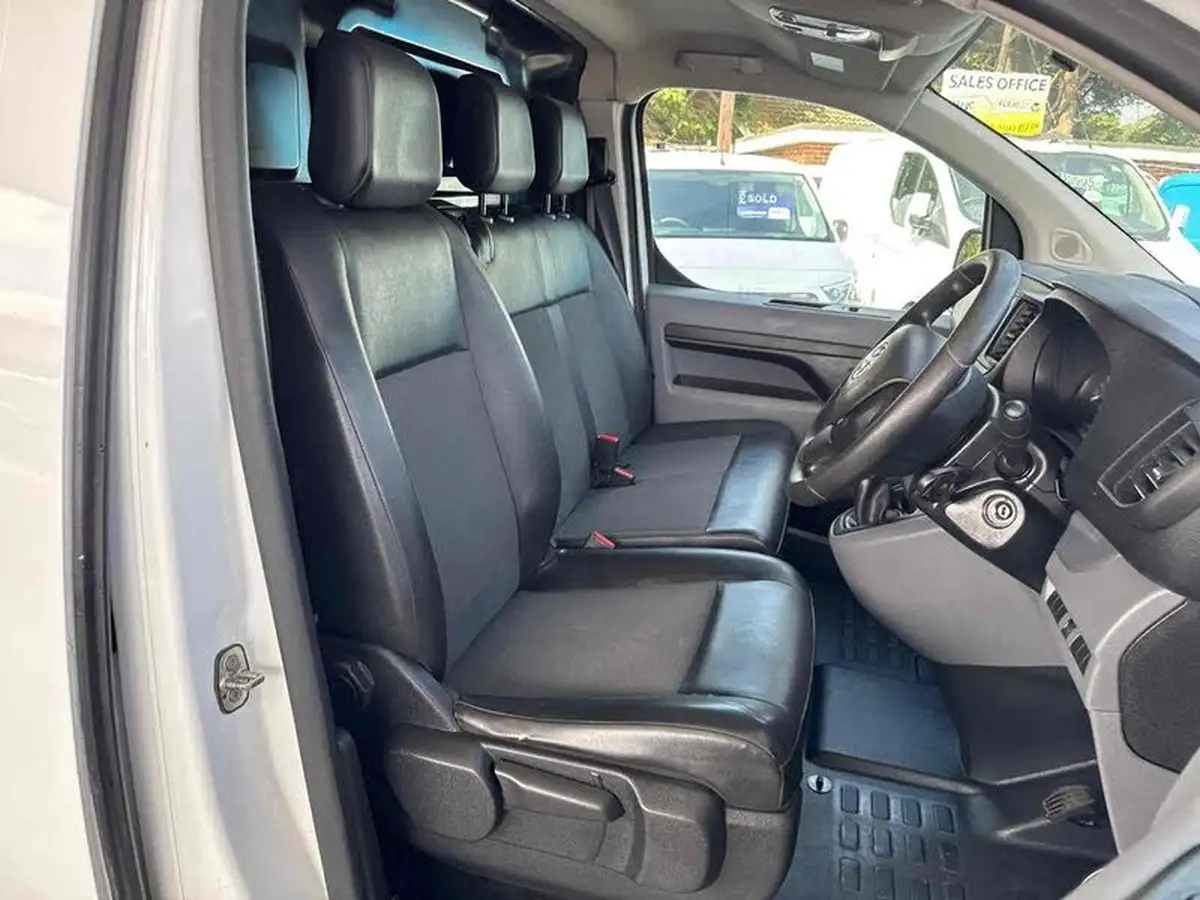 2019-vauxhall-vivaro-15td-2700-l1h1-edition-100pseu6dt-big-23