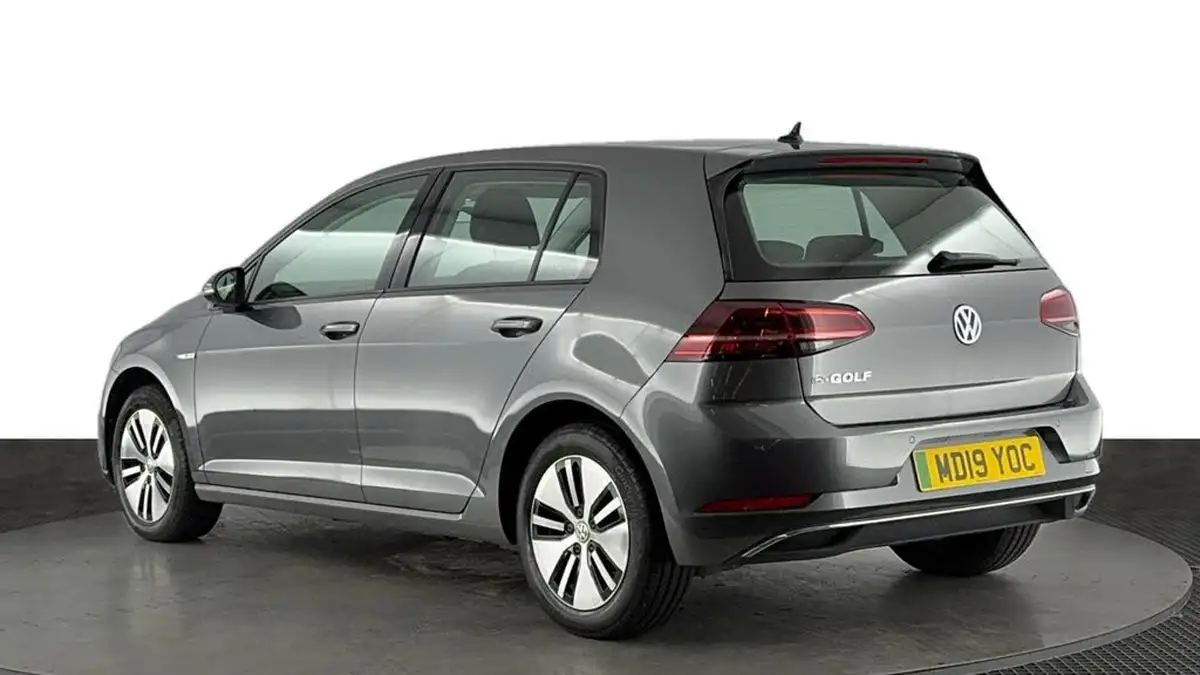 2019-volkswagen-golf-e-e-golf-big-5