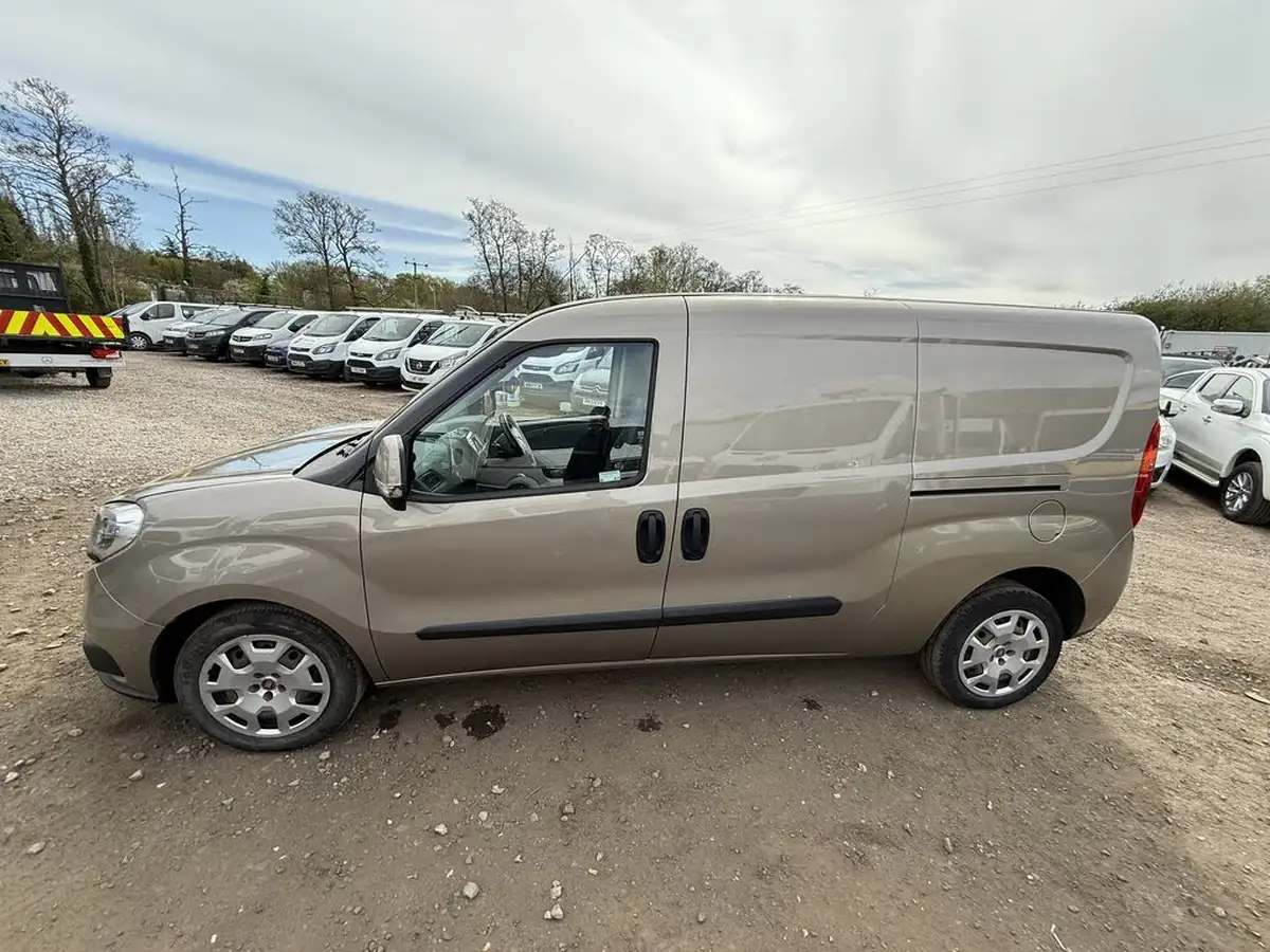 2017-fiat-doblo-cargo-16td-l2h1-maxi-sx-105eu6-big-5