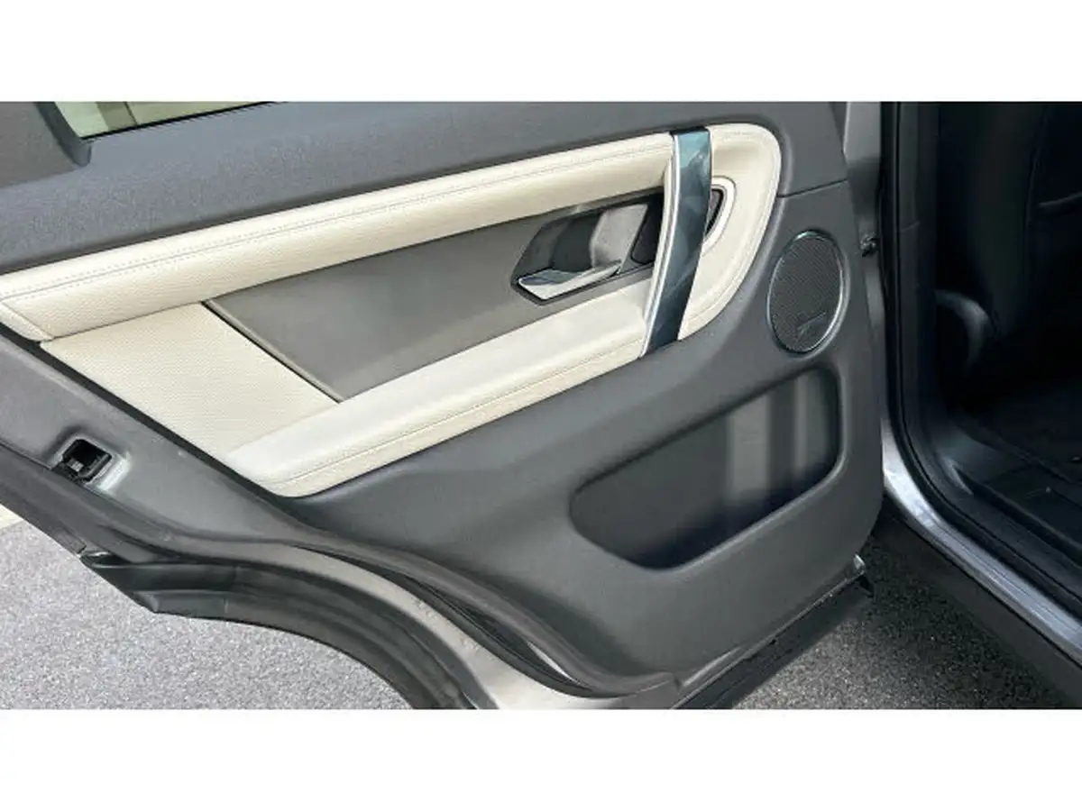 2024-land-rover-discovery-sport-20-d200-dynamic-se-big-30