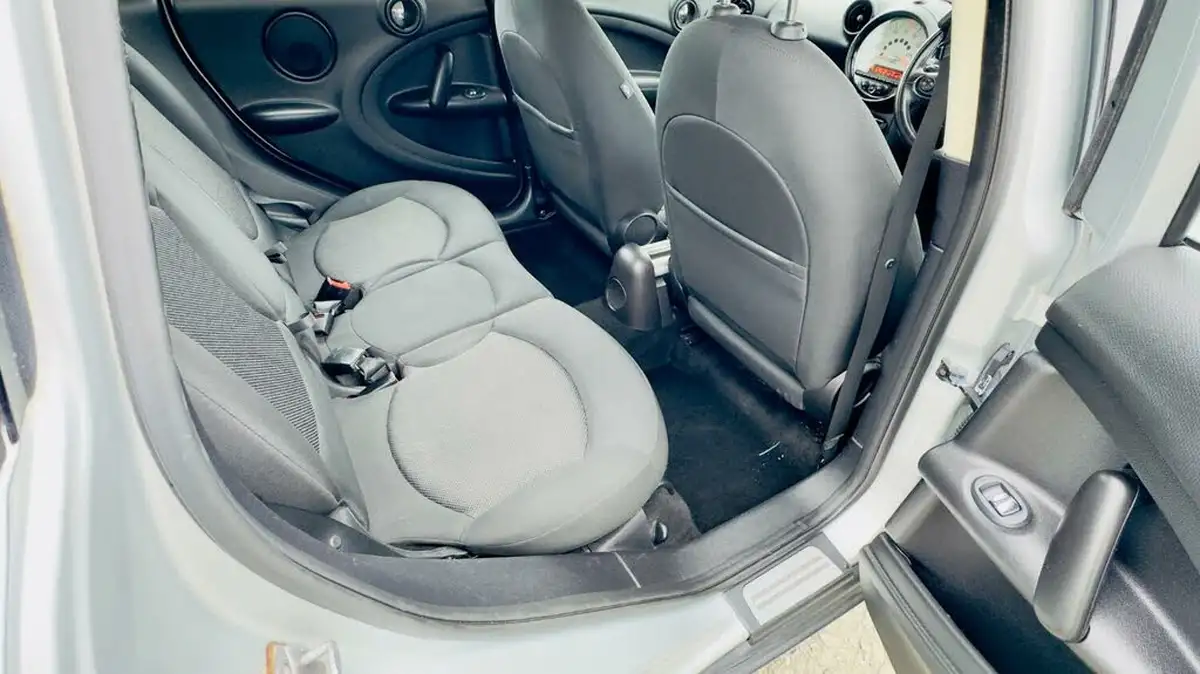 2013-mini-countryman-16-cooper-pepper-big-15