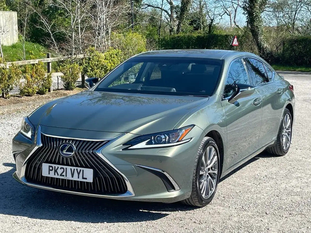 2021-lexus-es-300h-25-es-218bhp-without-navigation-big-3