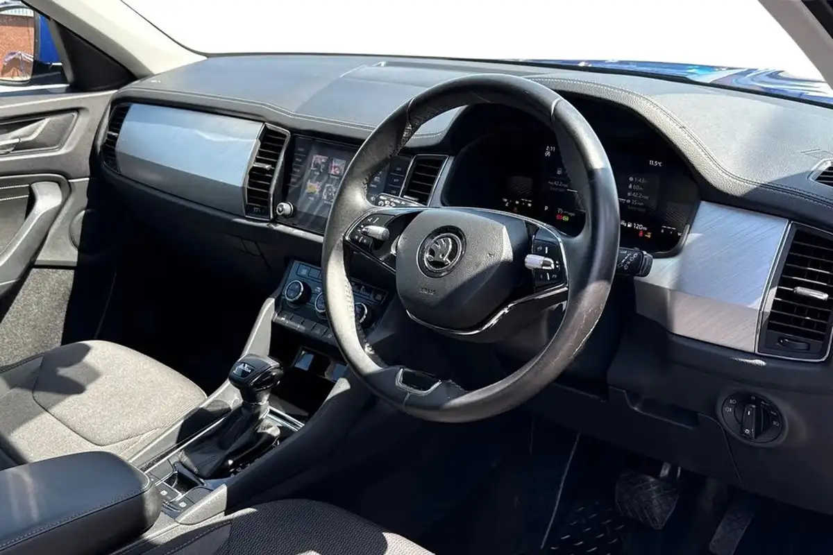 2022-skoda-kodiaq-15-tsi-se-5-dsg-big-13