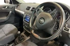 2015-skoda-yeti-20tdi-scr-se-small-8