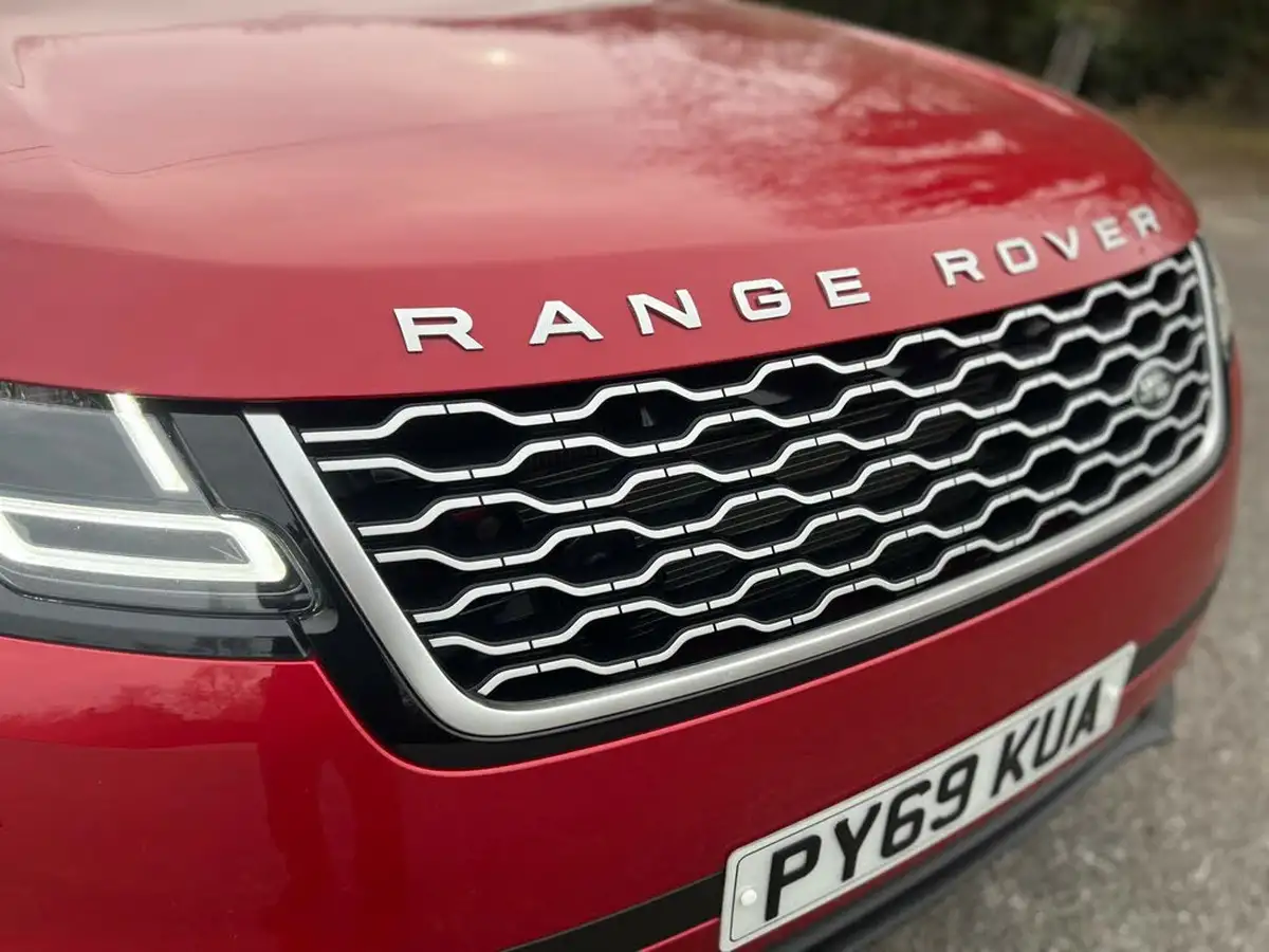 2020-land-rover-range-rover-velar-20-d240-s-big-4