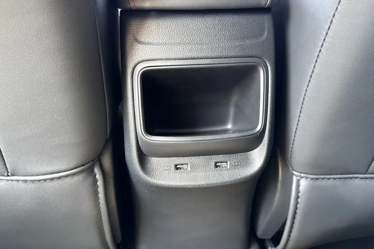 2024-mg-zs-suv-15-vti-tech-exclusive-big-36
