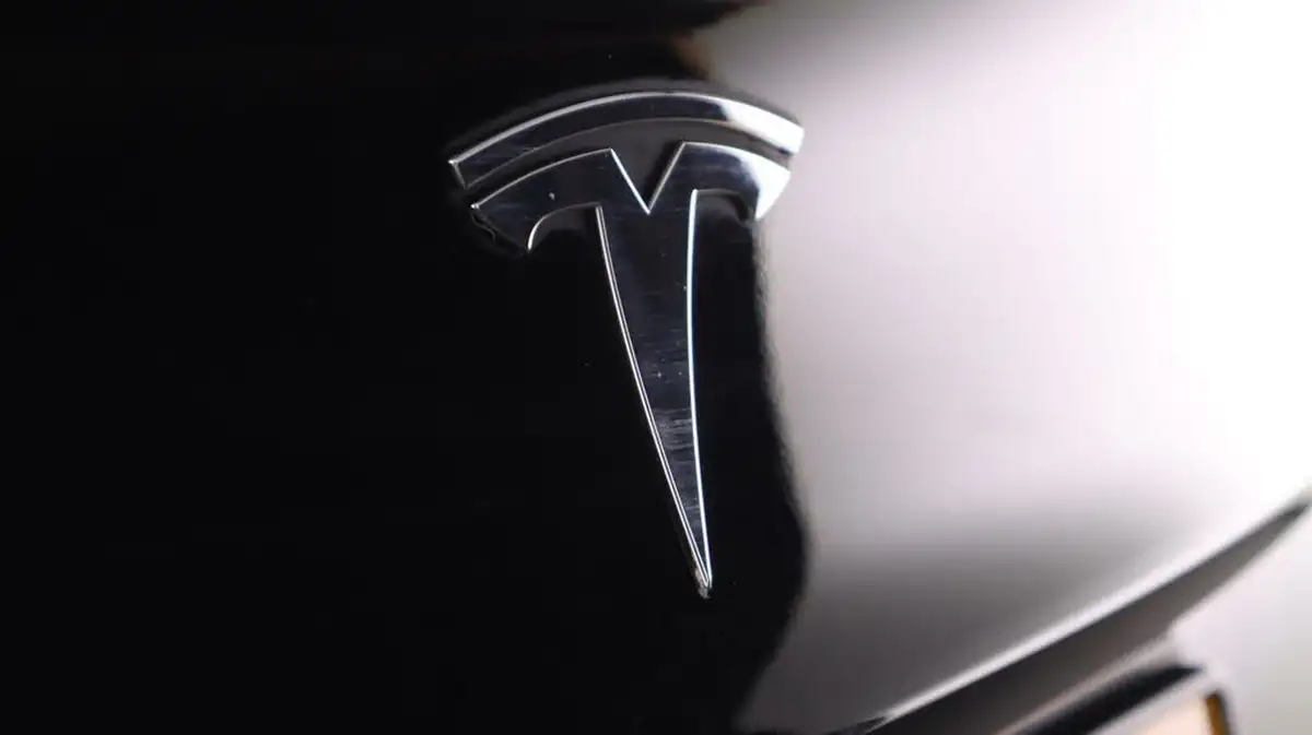 2021-tesla-model-3-e-long-range-4x4-big-20