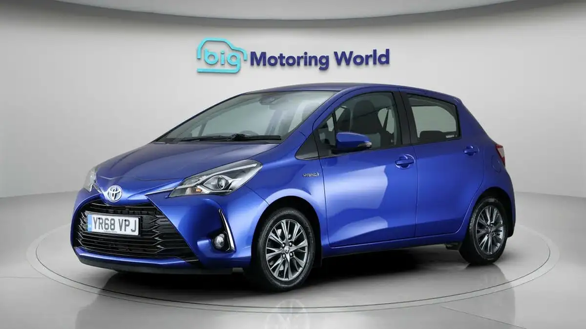 2018-toyota-yaris-15-vvt-i-icon-hybrid-big-3